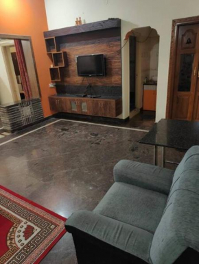 Nest service apartment